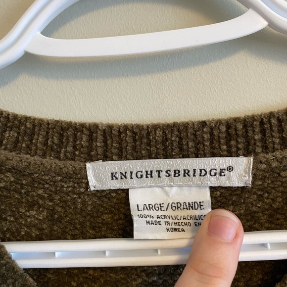 SOLD 🚫 Soft and cozy sweater 🤩 - Picture 4 of 4